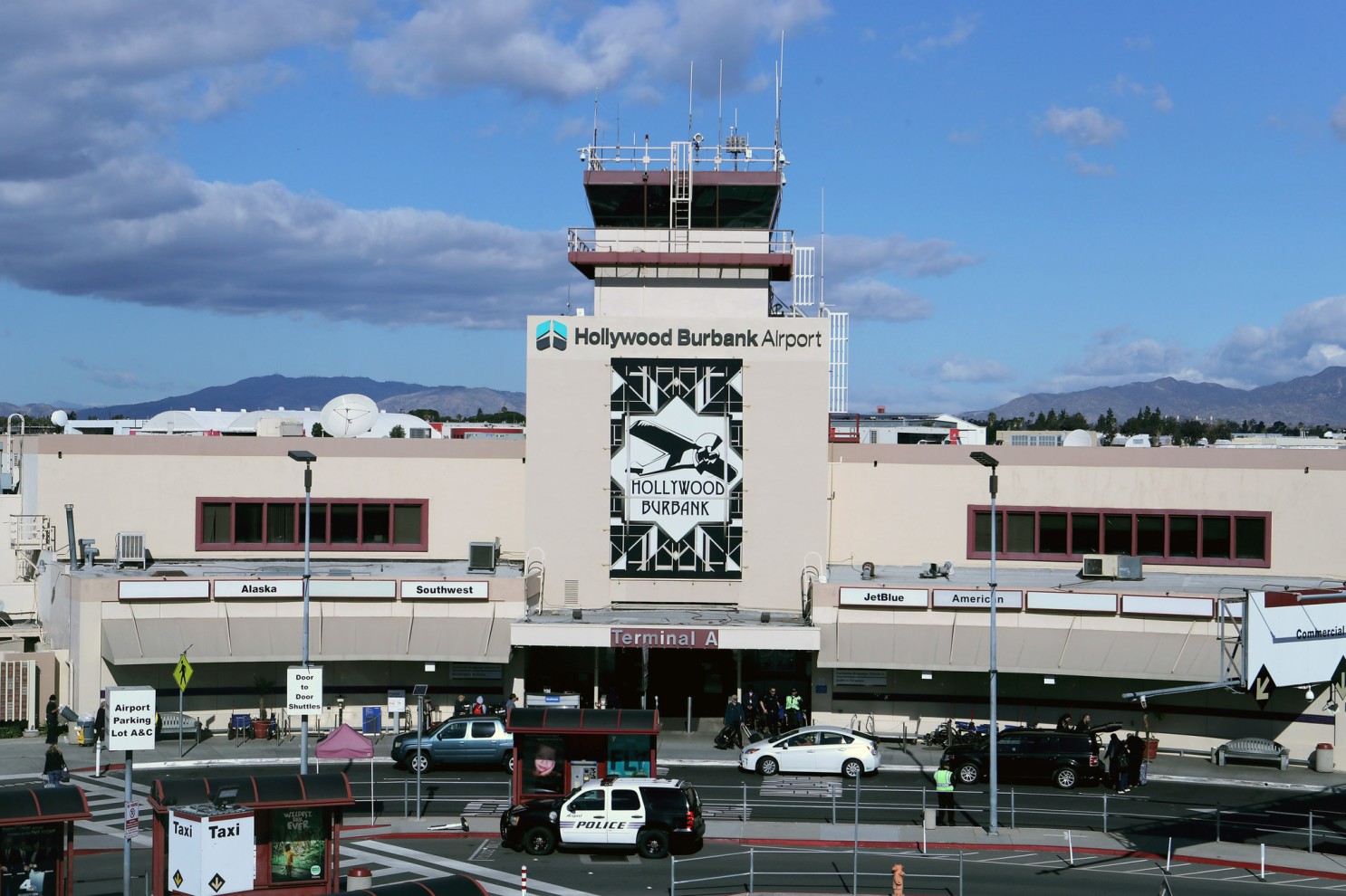 Burbank Airport, source: https://latimes.com